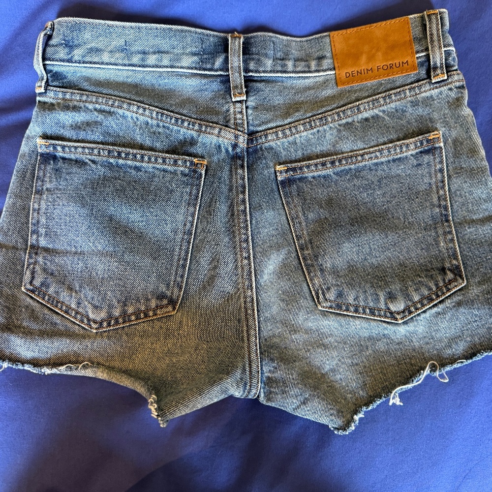 Denim Forum The Yoko Short 25